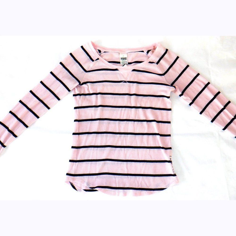 Victoria Secrets Pink  thermal L/S top